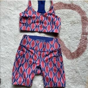 Outdoor Voice retro Vapor Set